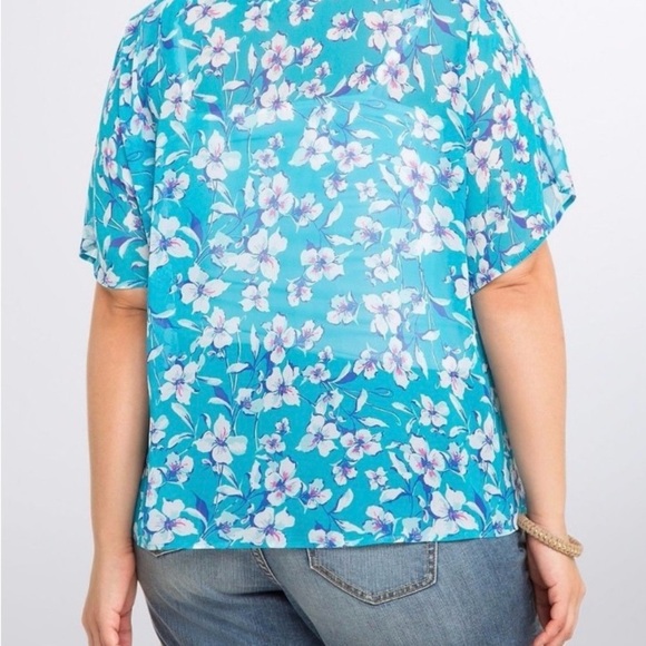 Torrid Blue Boxy Blouse with Relaxed Fit - Picture 2 of 7